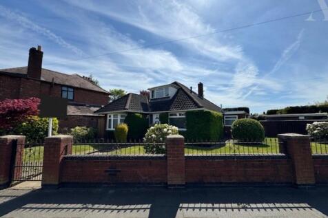 Bradford Road, Birmingham, West Midlands 3 bed detached bungalow for sale