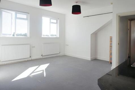 Studio flat for sale