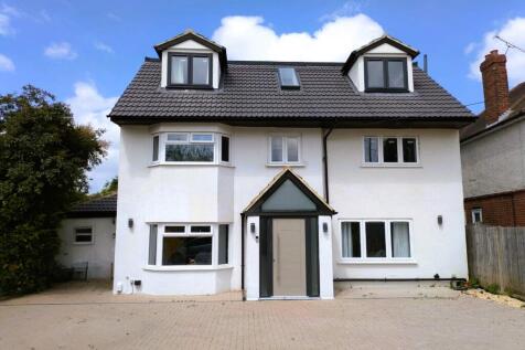 6 bedroom detached house for sale