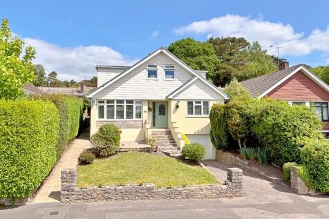 Lancaster Drive, Broadstone BH18 4 bed detached house for sale