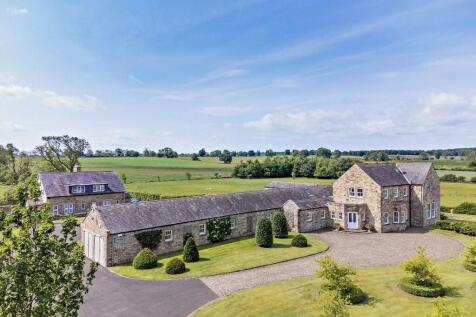 5 bedroom country house for sale