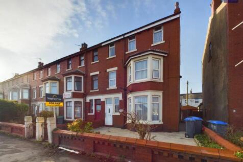 Central Drive, Blackpool, FY1 8 bed terraced house for sale