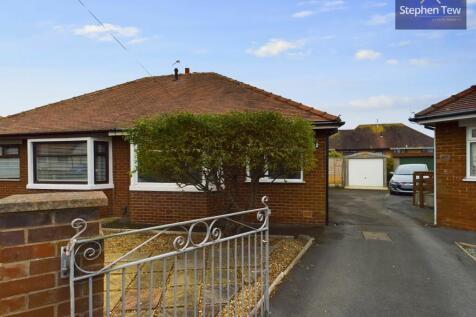 2 bedroom semi-detached bungalow for sale
