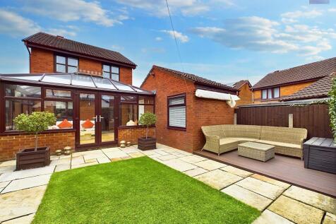 Belverdale Gardens, Blackpool, FY4 4 bed detached house for sale