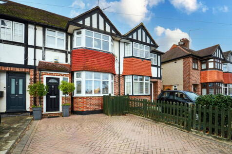 4 bedroom terraced house for sale