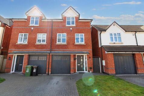 3 bedroom semi-detached house for sale
