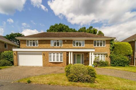 5 bedroom detached house for sale