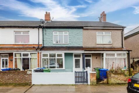 3 bedroom terraced house for sale