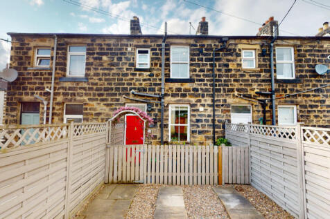 Guycroft, Otley, LS21 3 bed terraced house for sale