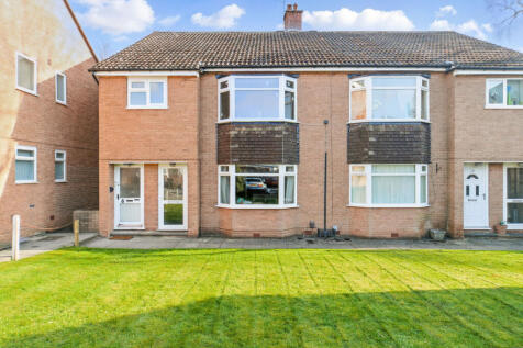 Garth Drive, Leeds, LS17 2 bed apartment for sale