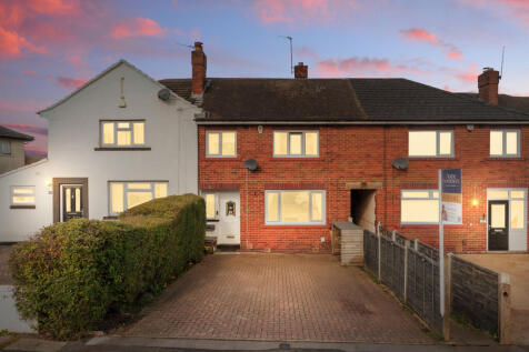 3 bedroom terraced house for sale