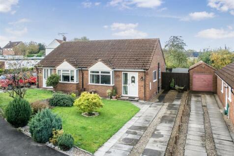 2 bedroom semi-detached bungalow for sale