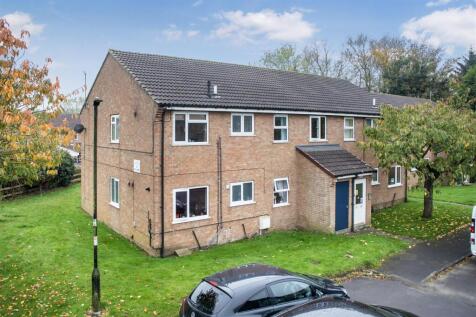 Station Court, Easingwold, York 2 bed apartment for sale