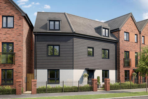 4 bedroom terraced house for sale