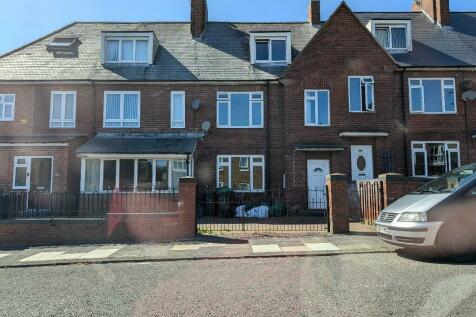 6 bedroom terraced house for sale