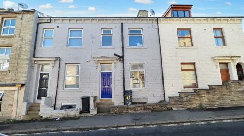 4 bedroom terraced house for sale