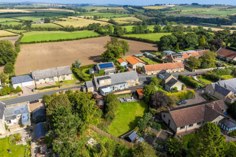 2 bedroom semi-detached bungalow for sale