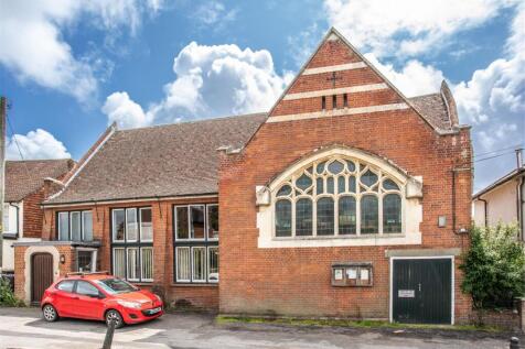 3 bedroom flat for sale
