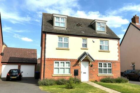 5 bedroom detached house for sale