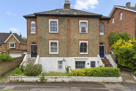 2 bedroom flat for sale