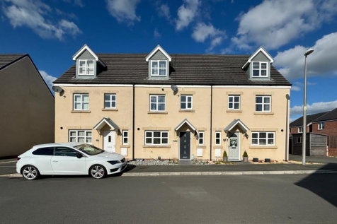Dan Y Cwarre, Carway 4 bed terraced house for sale