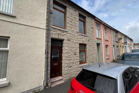 Bryn Road, Llanelli 3 bed terraced house for sale