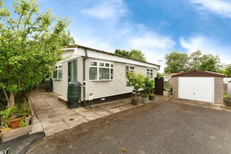 2 bedroom park home for sale