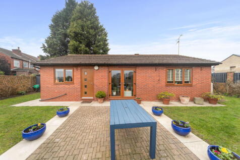 New Street, Barnsley S72 3 bed detached house for sale