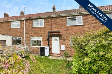 Nafferton Road, Driffield YO25 3 bed terraced house for sale