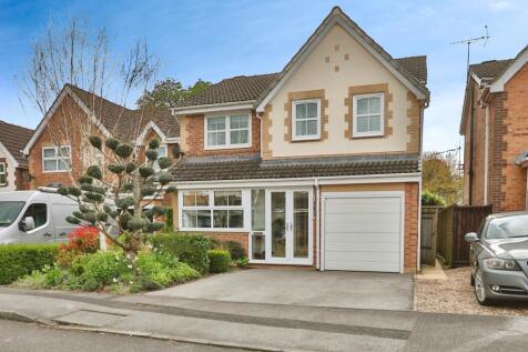 The Ridings, Driffield YO25 4 bed detached house for sale