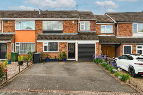 4 bedroom semi-detached house for sale