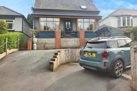 Manchester Road, Deepcar, Sheffield... 3 bed detached bungalow for sale