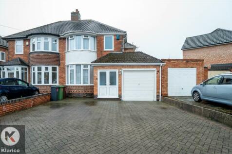 3 bedroom semi-detached house for sale