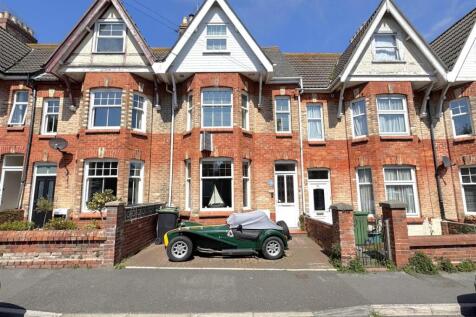 4 bedroom terraced house for sale