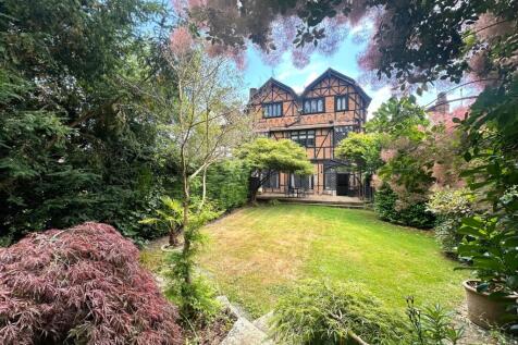 Commonwood, Kings Langley WD4 3 bed apartment for sale