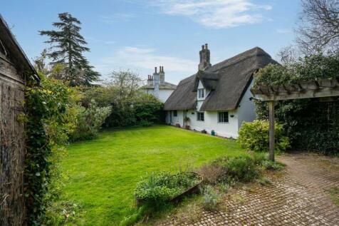 4 bedroom cottage for sale