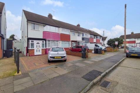 Lytton Avenue, Enfield, EN3 3 bed semi