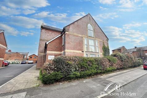 Garden Court, Tulketh Avenue... 2 bed apartment for sale