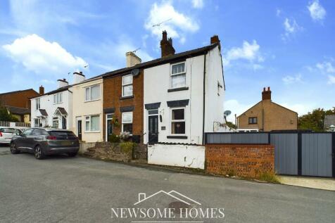 2 bedroom end of terrace house for sale