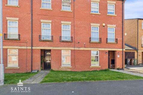 4 bedroom town house for sale
