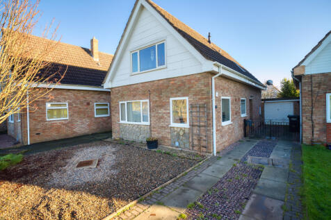 Lowe Hill Road, Wem, Shrewsbury... 3 bed detached house for sale