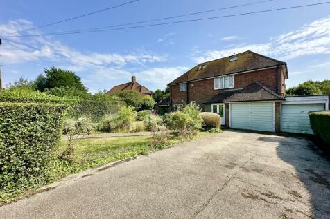 6 bedroom detached house for sale