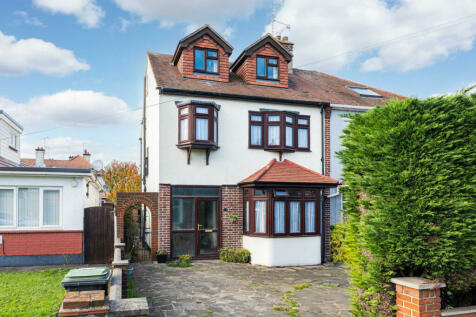 4 bedroom semi-detached house for sale