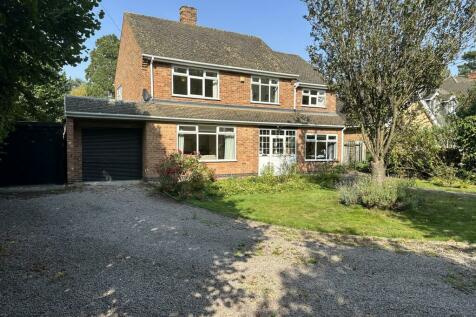 5 bedroom detached house for sale