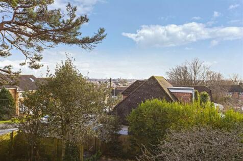 Arundel Road, Worthing BN13 4 bed detached house for sale
