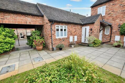 2 bedroom barn conversion for sale