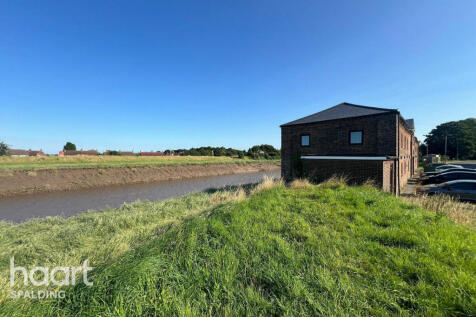 Sutton Bridge PE12 1 bed flat for sale
