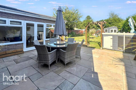 Spalding PE11 4 bed detached house for sale