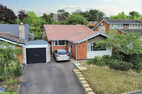 4 bedroom detached bungalow for sale