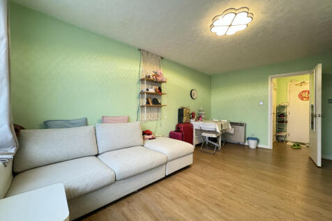 1 bedroom flat for sale